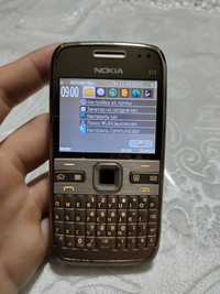 Nokia E72 smartphone