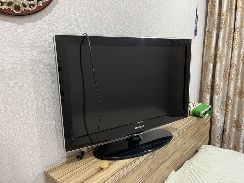 Телефизор samsung