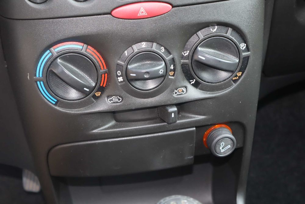 Фиат Пунто 1.2 60 к.с 2004 год.Само на части