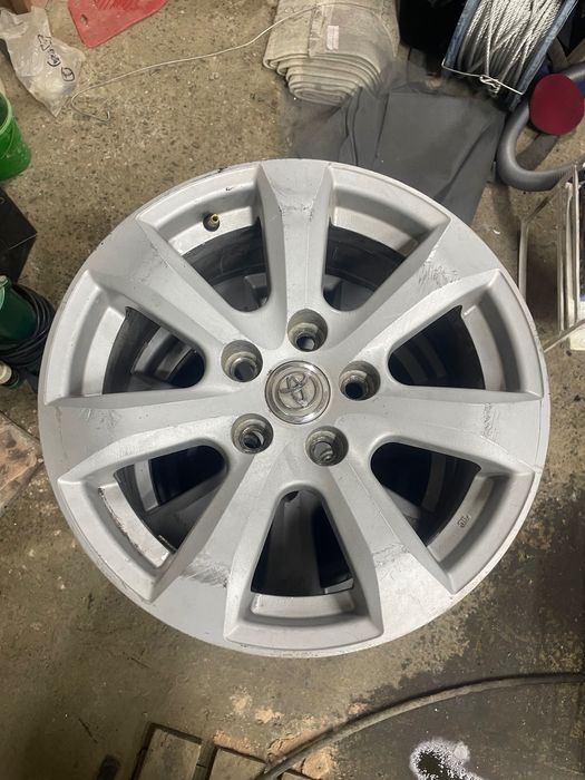 Титан R16 сатылады Тойотавский