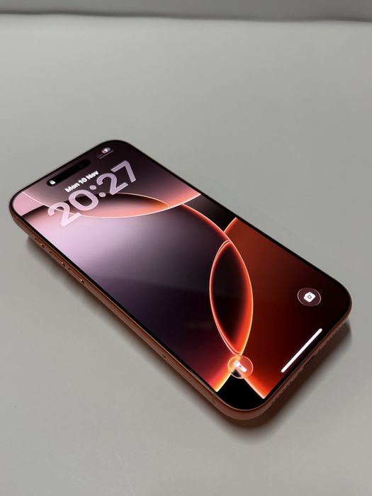 iPhone 17 Pro Max 256GB Cosmic Orange