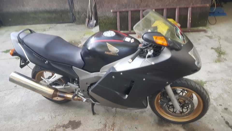 piese  honda 1100xx 2004 model injectie