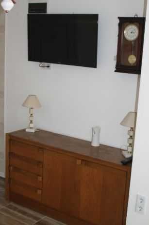 Дава се под наем Едностаен апартамент в Бургас, Център - 27 кв.м за 160 € - Снимка #2