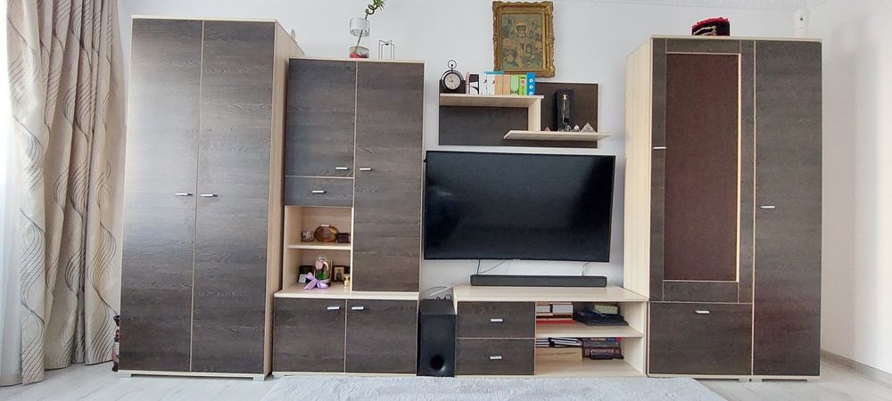 Bibliotecă (370cm)