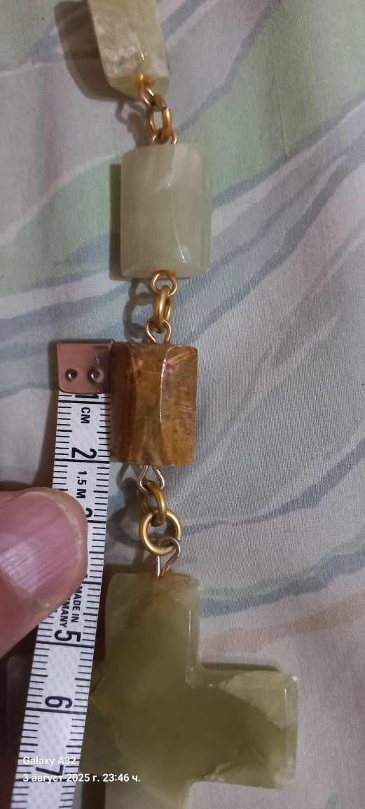 Кулие с кръст от кристал