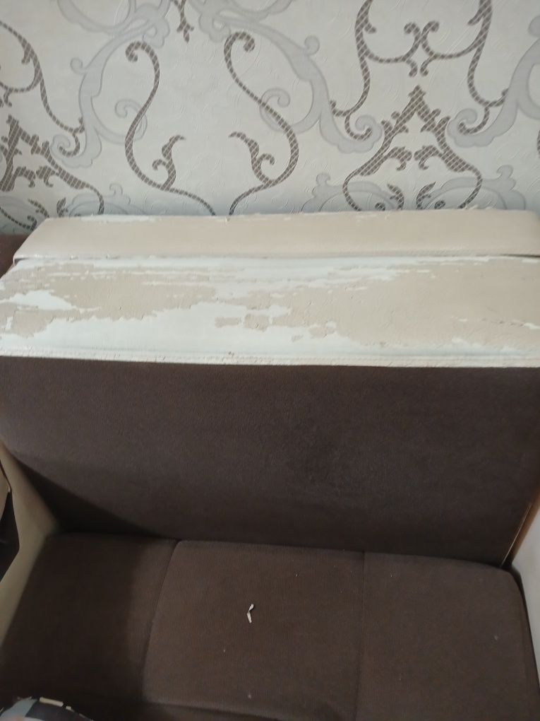 Продаю диван кресло