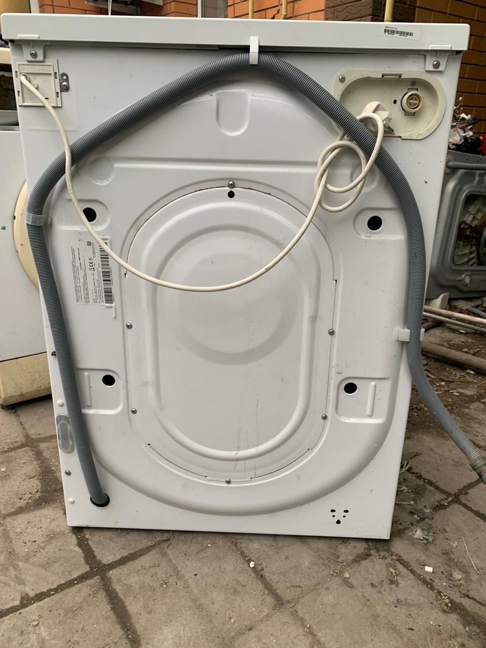 Продаю стиральную машинку в хорошем состоянии Indesit