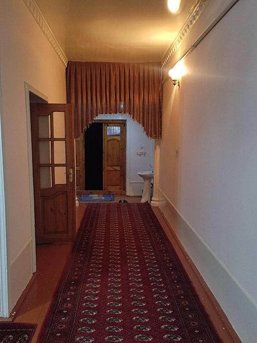 Богот 105да 600 кв.м ховли-жой хамма жихозлари билан сотилади