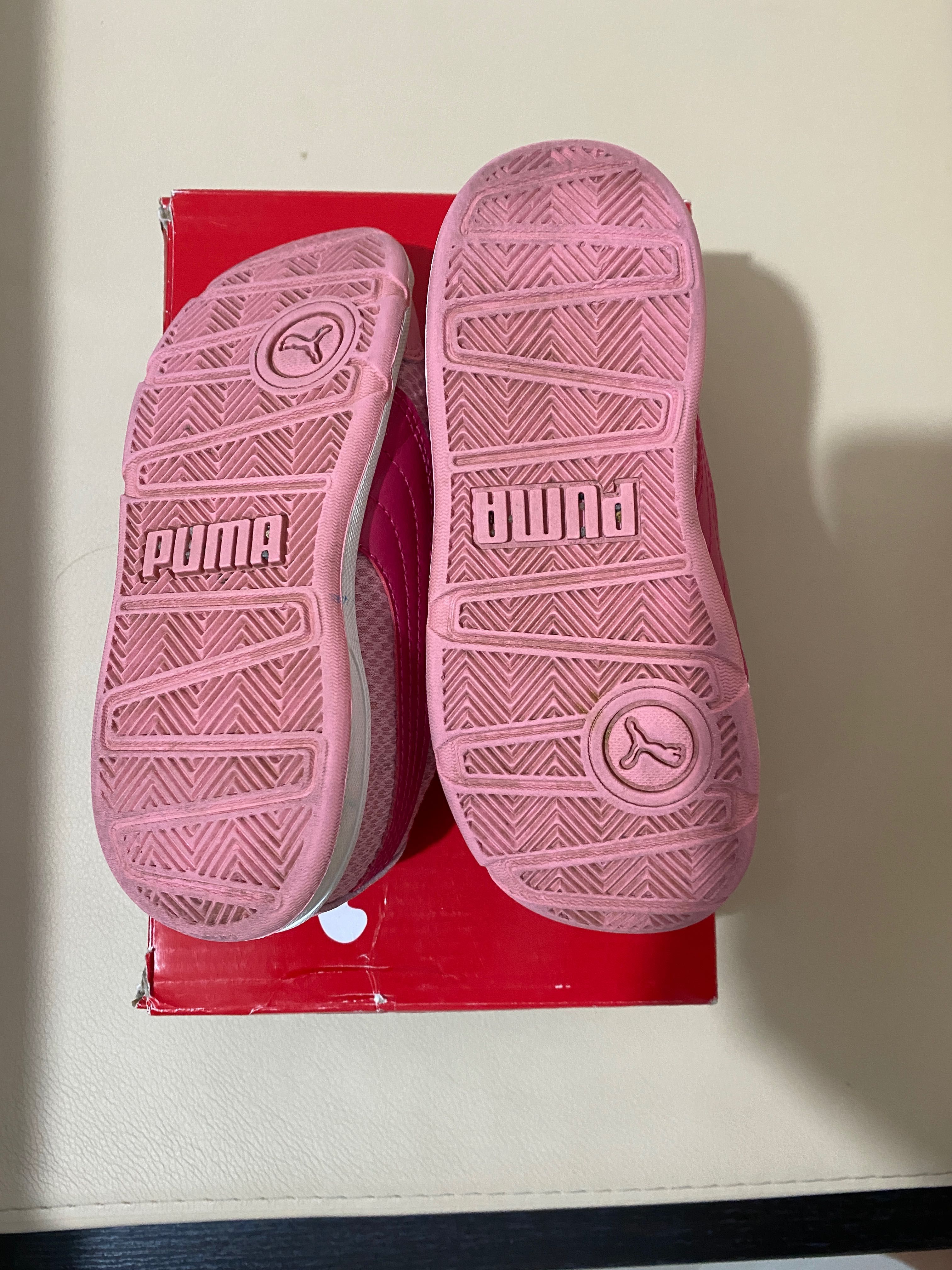 Adidasi Puma, fete, roz, marimea 27