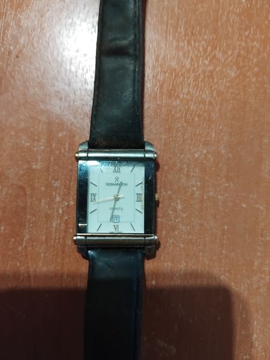 Стар часовник работещ