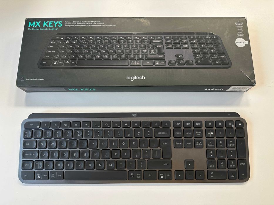 Logitech MX Keys за Windows и MAC безжична клавиатура с подсветка