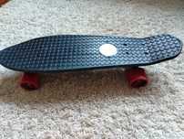 Vând skateboard Juisy Susi Choke
