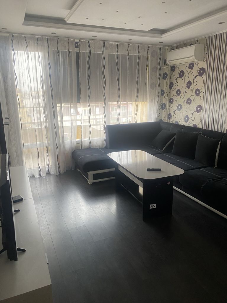 Дава се под наем Двустаен апартамент в София, Вердикал - 48 кв.м за 408 € - Снимка #2