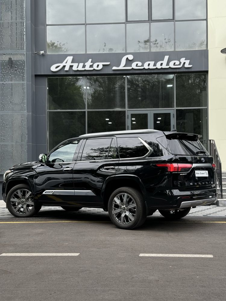 TOYOTA Sequoia iForce Max Capstone