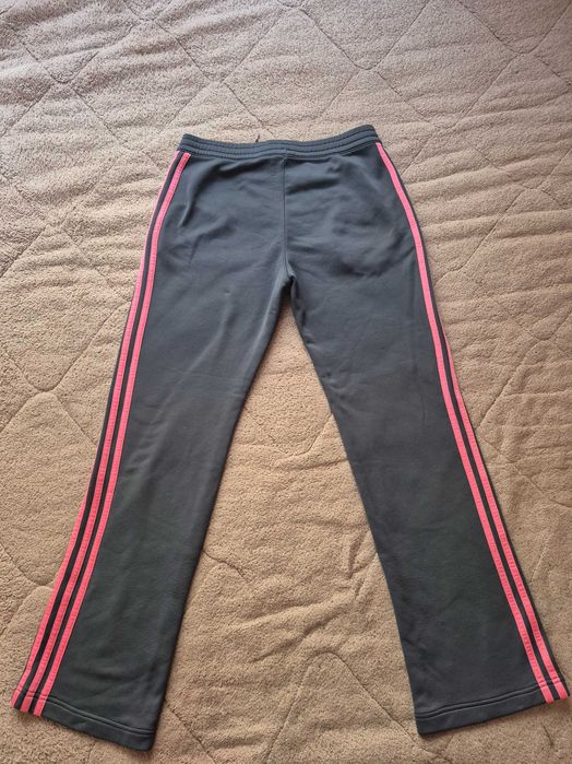 Оригинален дамски екип adidas