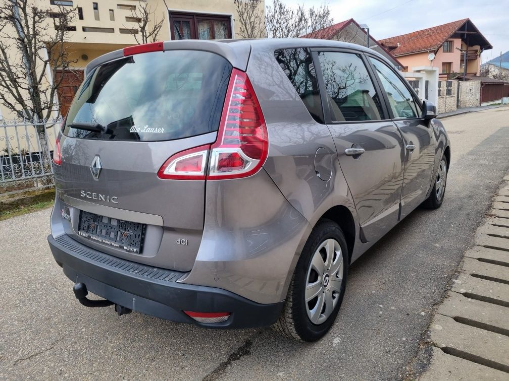 Vând Renault Scenic III Motor 1.6 DCi an 2011 euro 5