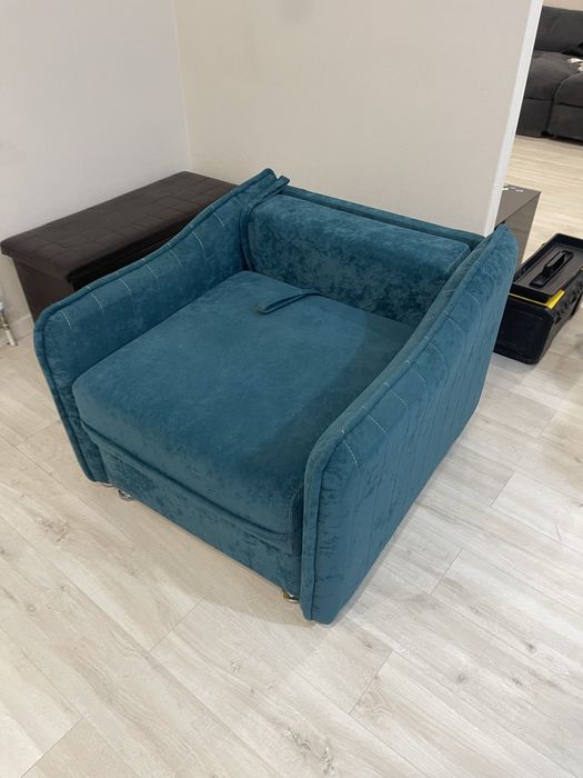 Кресло кровать в хорошем состоянии