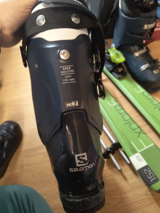 Schiuri Elan 152, clăpari Salomon 28 + bețe și cască