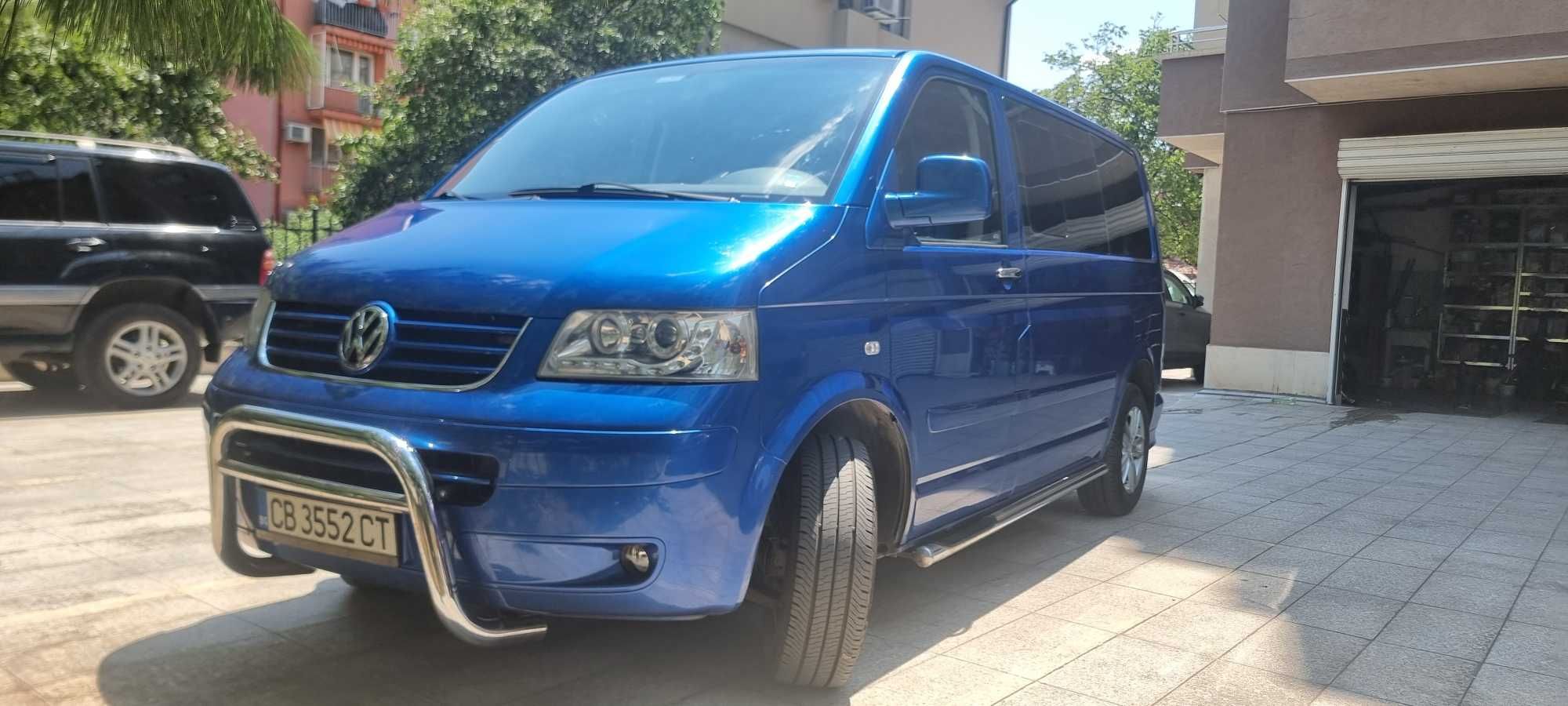 Volkswagen Transporter T5 2.5 TDI
