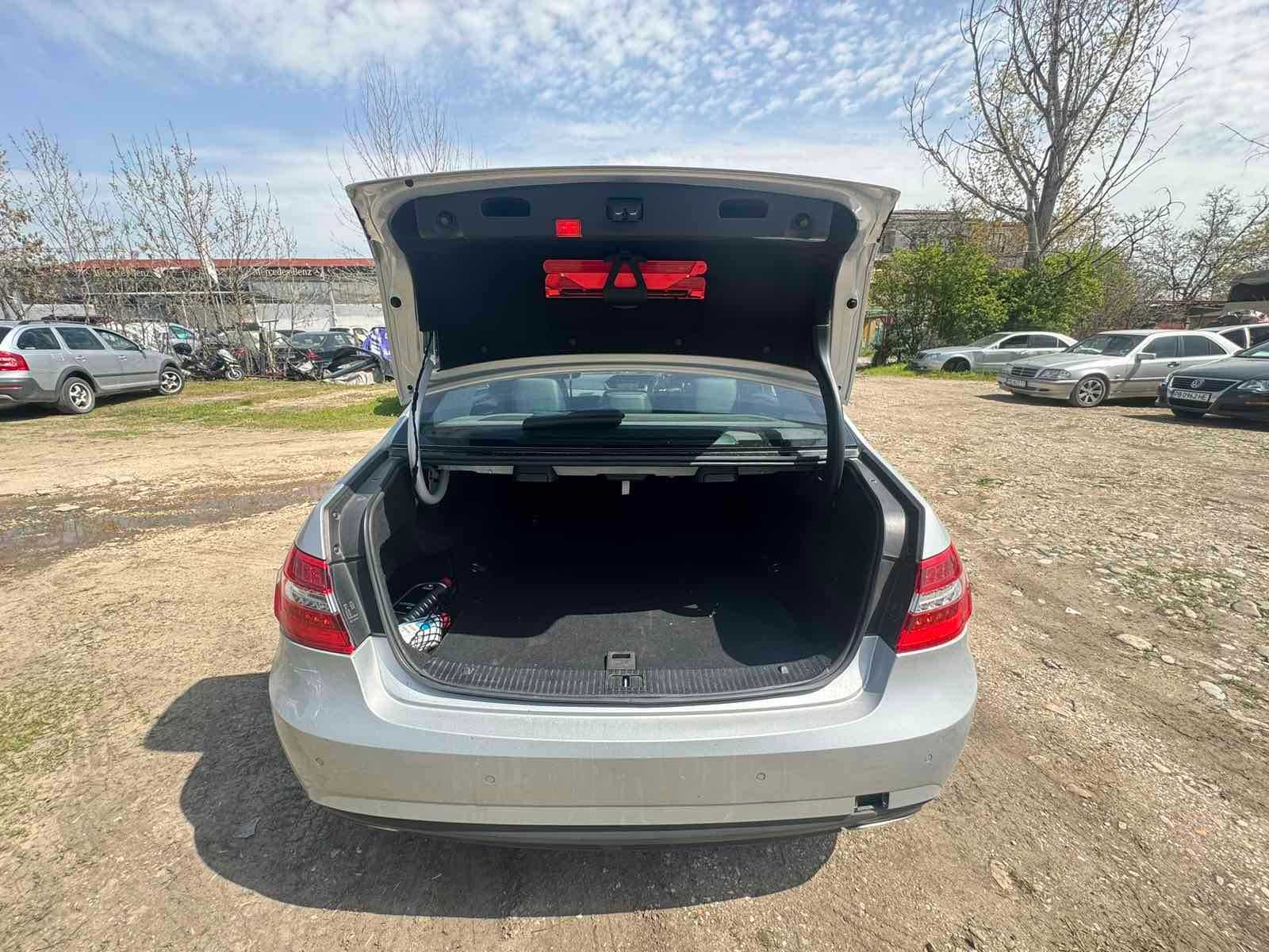 Mercedes/ Мерцедес на части Е220 W212