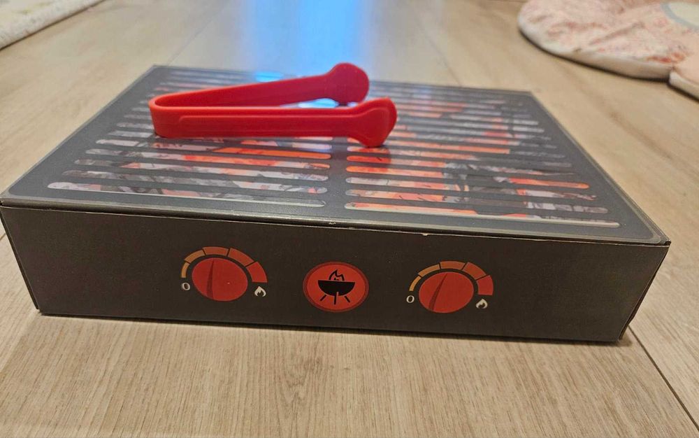 Детска кухня от дърво + много уреди и аксесоари