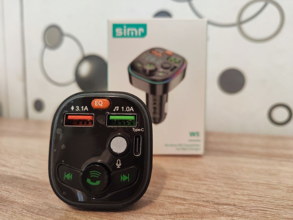 Bluetooth FM трансмитер SIMR W5 за автомобил