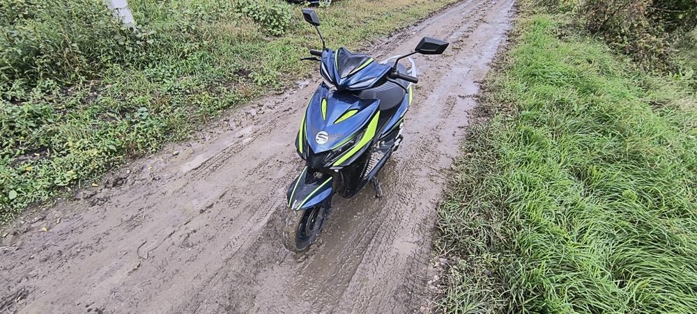 Motoscuter electric Storm RDB, an. Fab. 2024, inmatrtriculat,