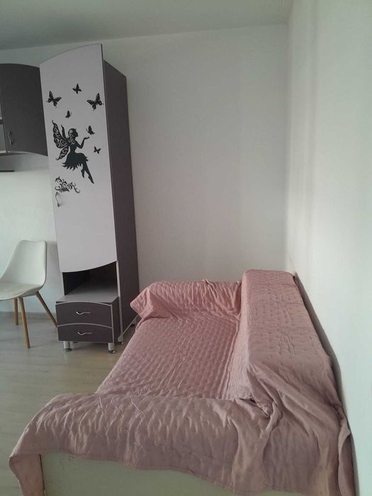 Inchiriez apartament 3 camere sanpetru