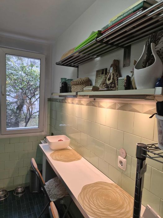 Apartament 3 camere, Dristor