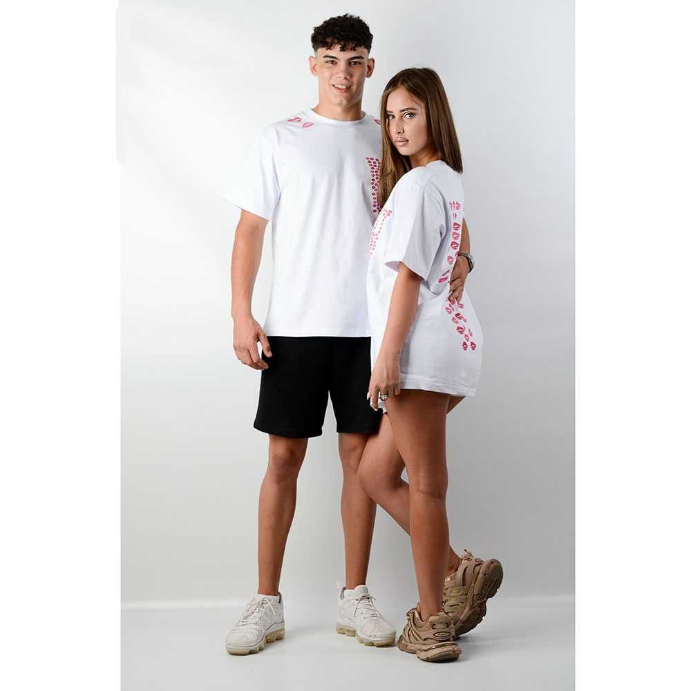 V-lone kisses t-shirt