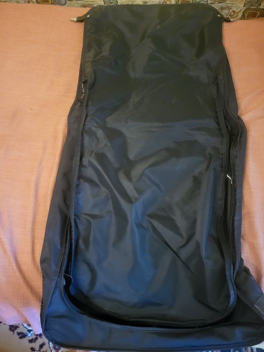 Geantă de transport costum sau rochii