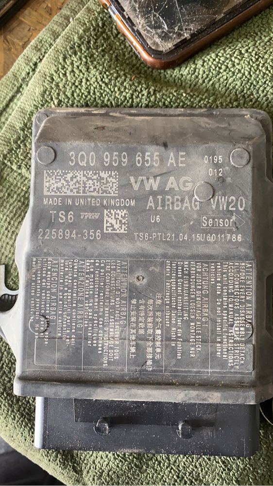 Calculator airbag passat b8