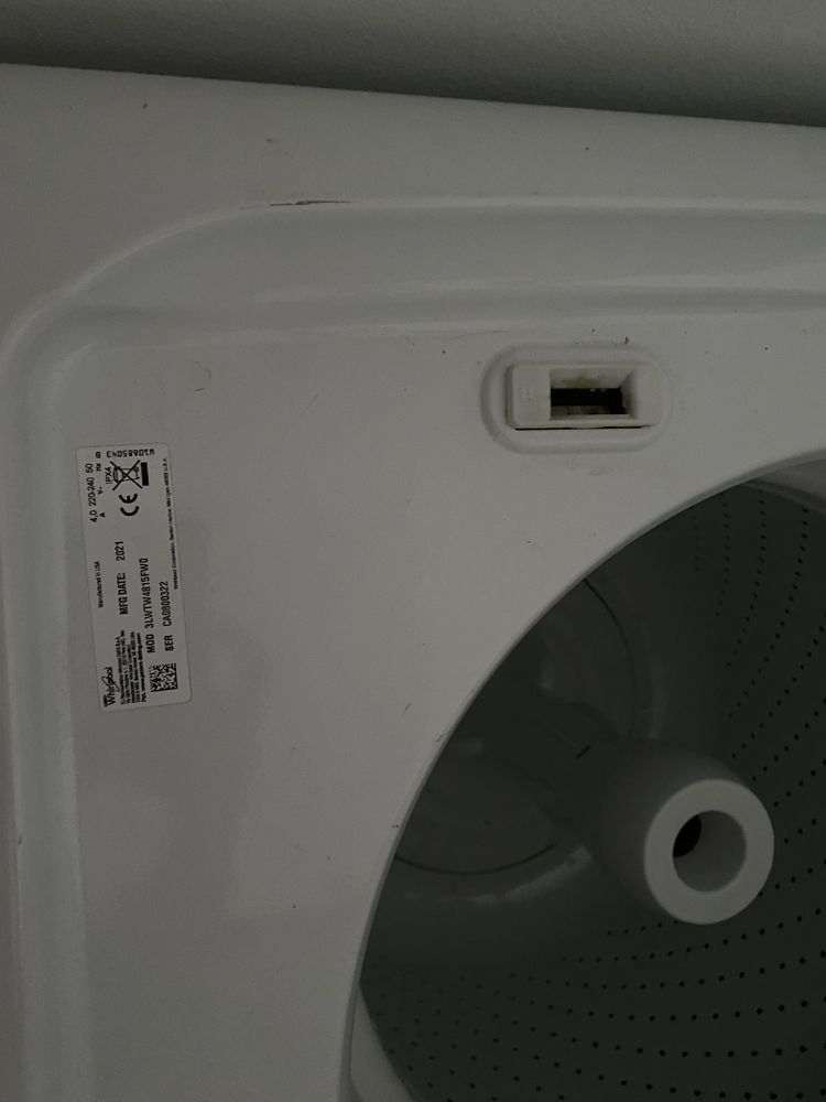 Голяма пералня с горно зареждане Whirlpool 3LWTW4815FW0 15 кг.