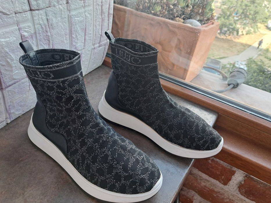 дамски боти,зимни обувки,ботуши Liu Jo номер37