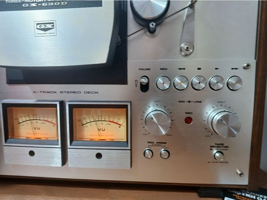 Magnetofon Akai GX 630d perfect functional