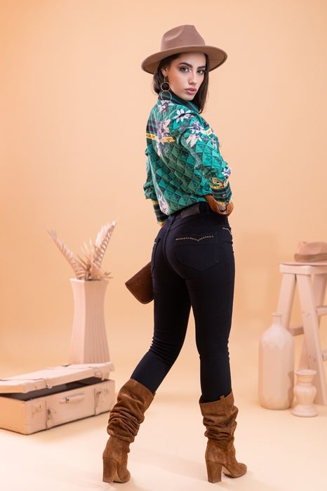 Нови черни дънки Lucy