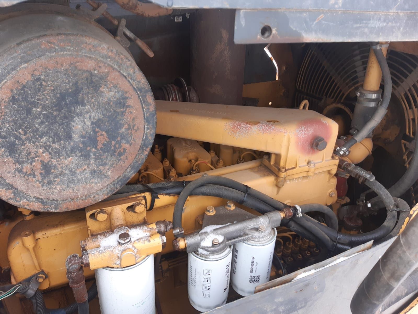 Продам бульдозер Shantui SD16