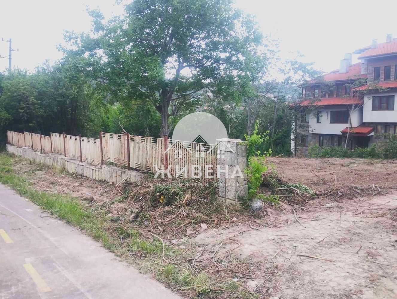 Парцел за продажба в гр.Балчик, площ 662 кв.м