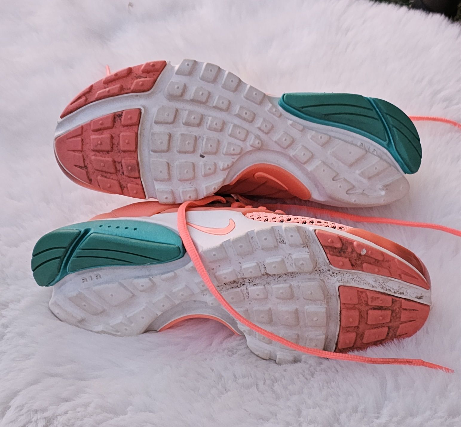 Nike WMNS Air Presto Flyknit Ultra оригинални дамски сникърси  38 номе