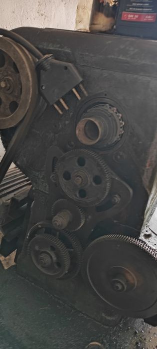 Настолна бормашина и струг