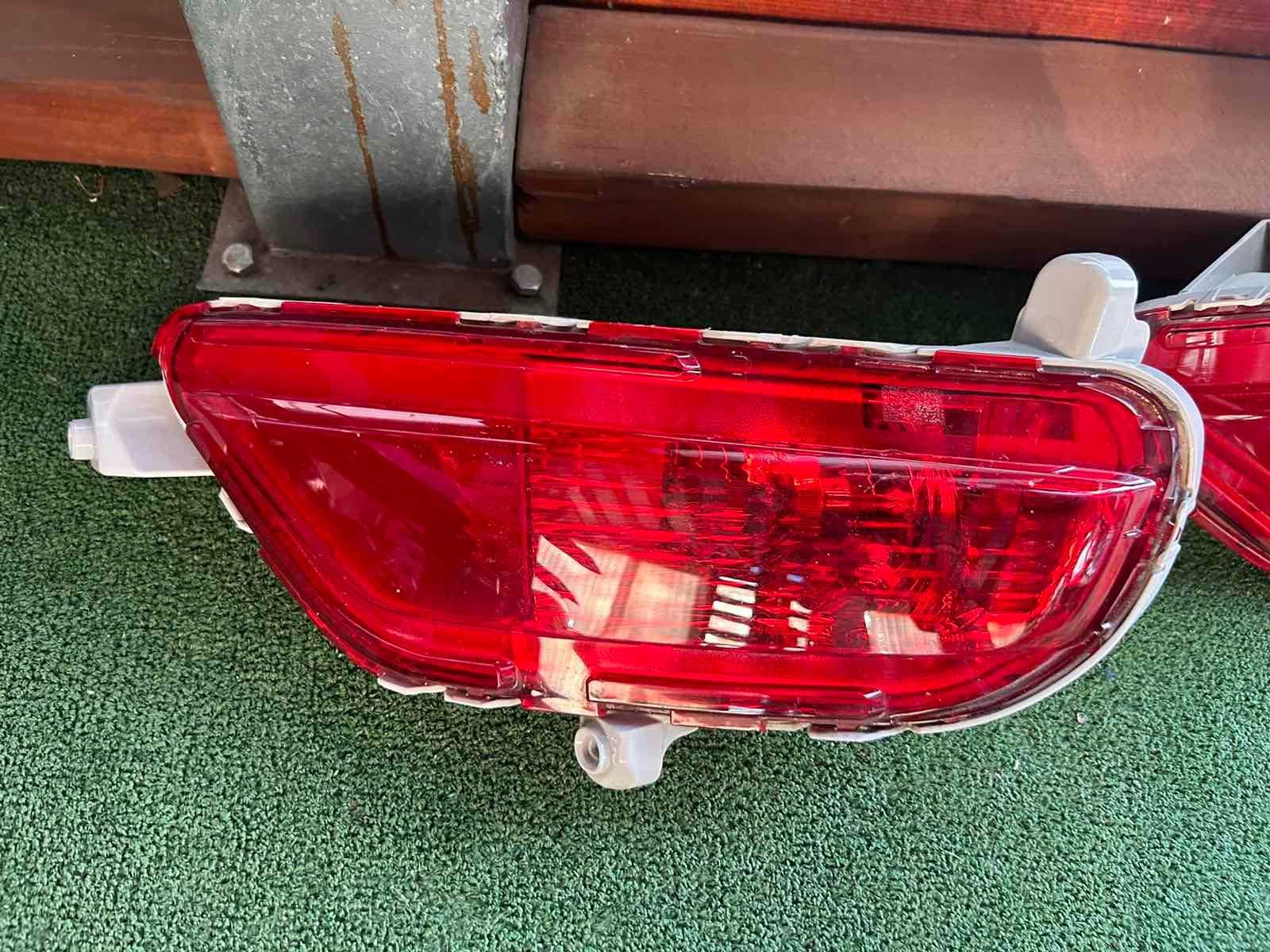 стоп десен в задна броня Mazda CX5 модел 2017-2022г. #554S #555SA.