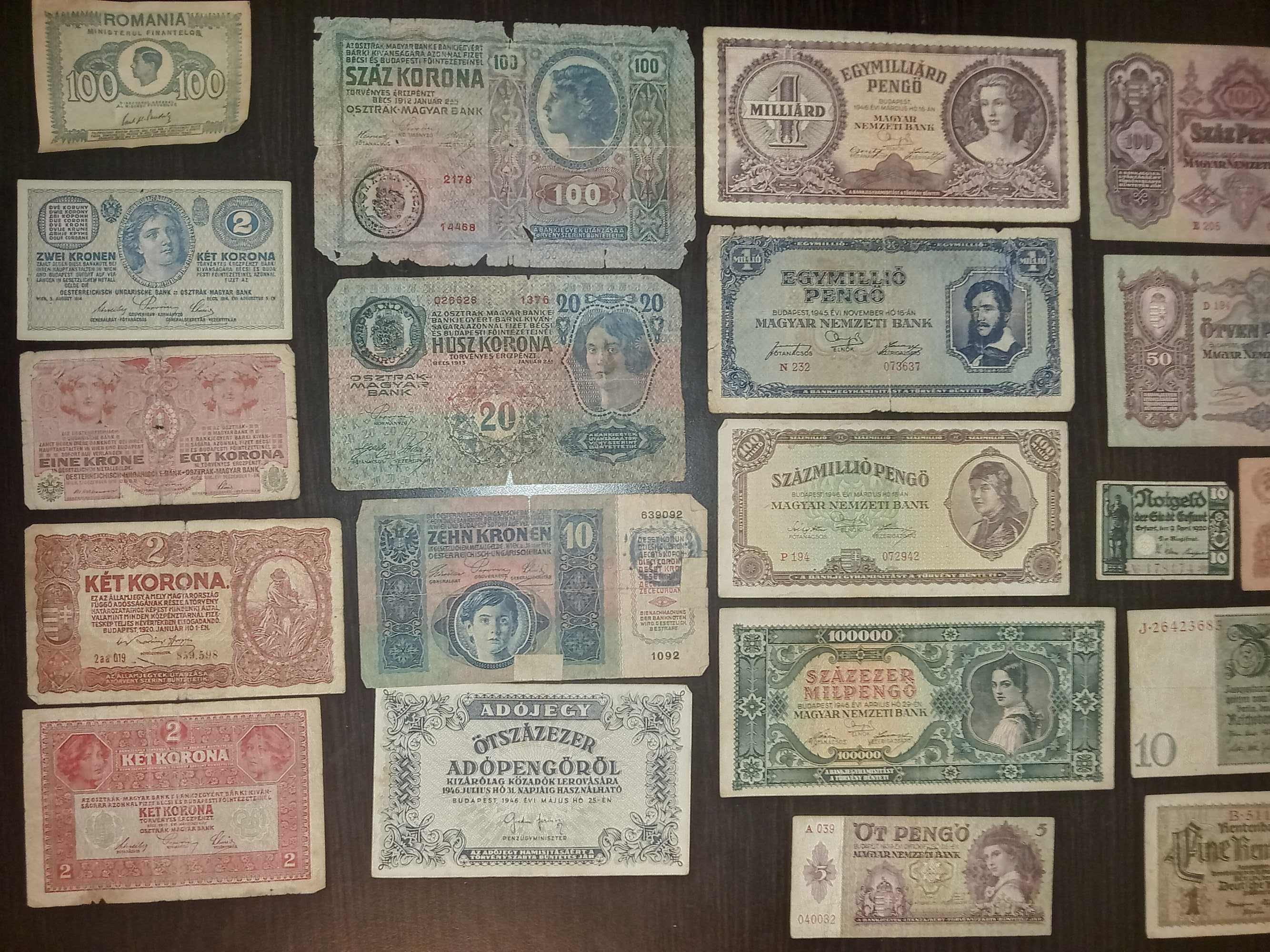Vand colectie de bancnote vechi