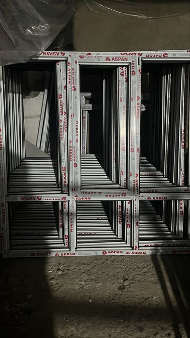 Пластиковые перегородкий на Заказ Окна Двери Витражи