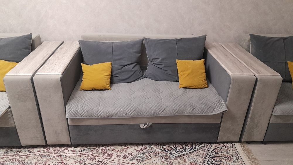 Срочно продам диваны 3,2,1