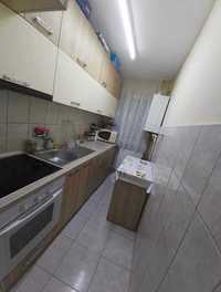 De Vanzare apartament cu 2 camere ,Str. Prahova.