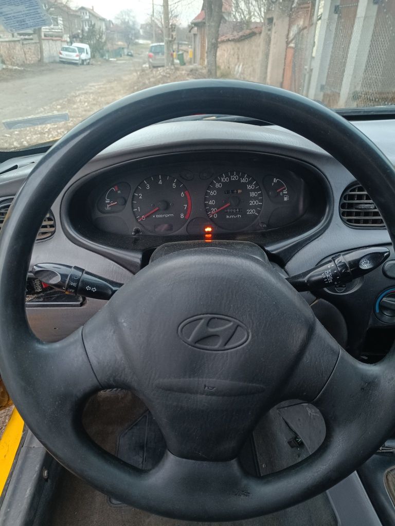 Hyundai lantra 1999г. 1,5 бензин с газ