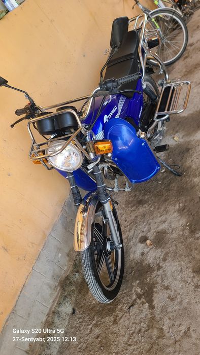 Yaxshi holatda matotsikl sotiladi