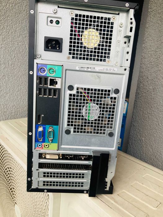 Геймърски Intel I5 2400,RX 560 4GB,8GB RAM,128 SSD+500 HDD