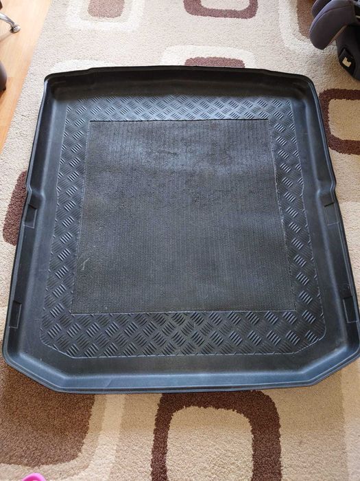 Tavita protectie portbagaj Skoda Superb III hatchback