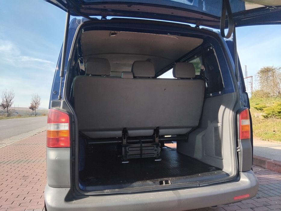 Volkswagen transporter t5 8+1locuri